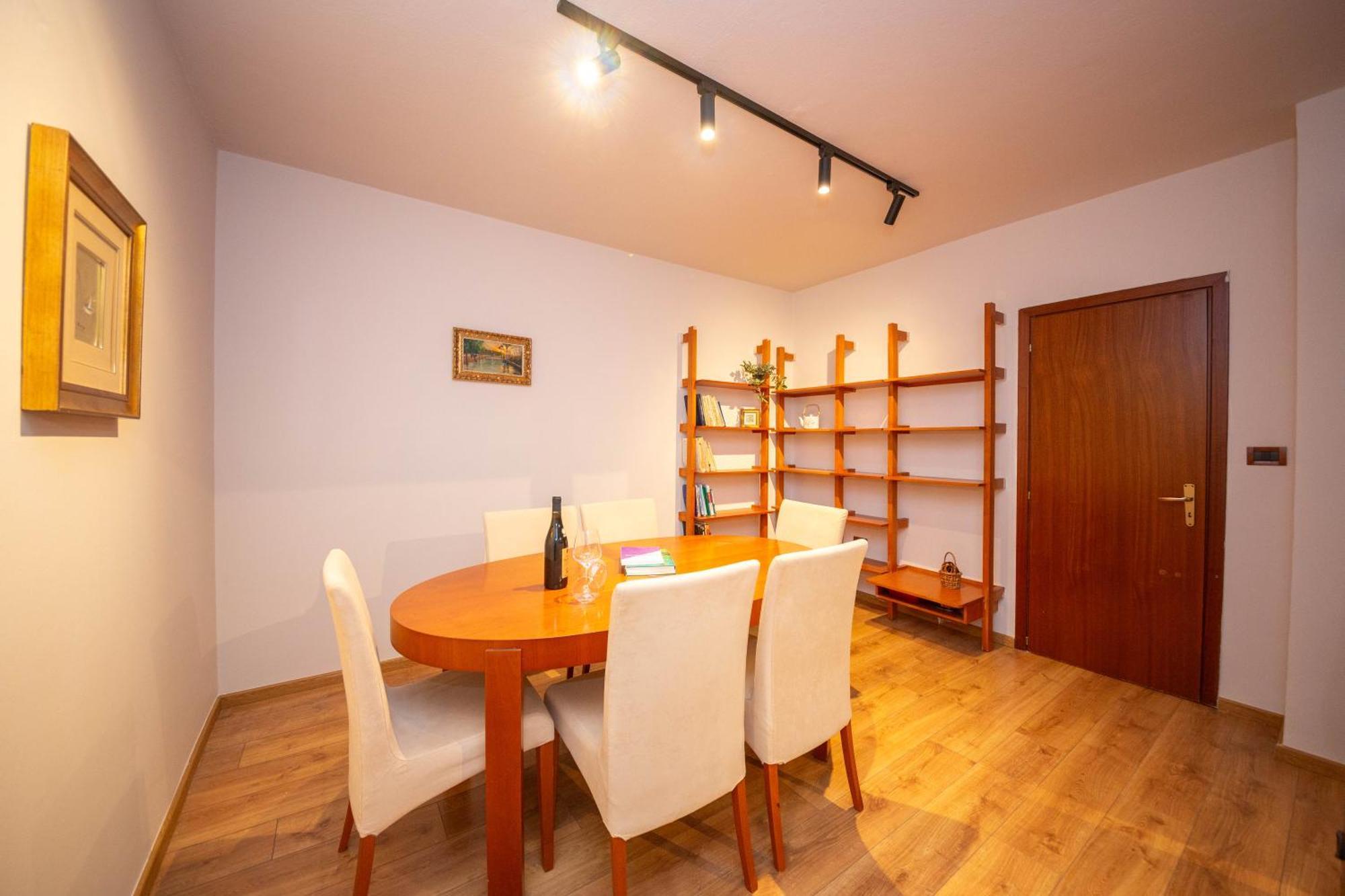 Blloku Unique Apartments 3 Тирана Екстериор снимка
